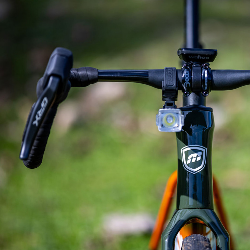 ​LUZ DELANTERA ZEFAL SUPERVISIÓN F1500